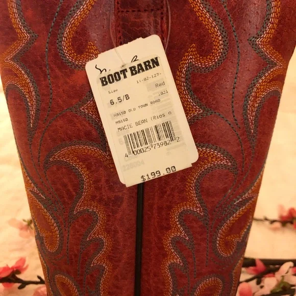 Boot - Picture 6 of 7